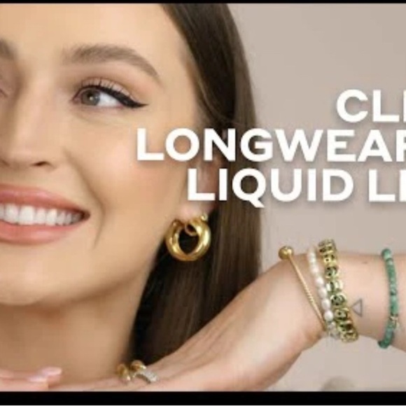 Bite Beauty Upswing Extreme Long Wear Liquid Eyeliner in Black - Picture 2 of 8